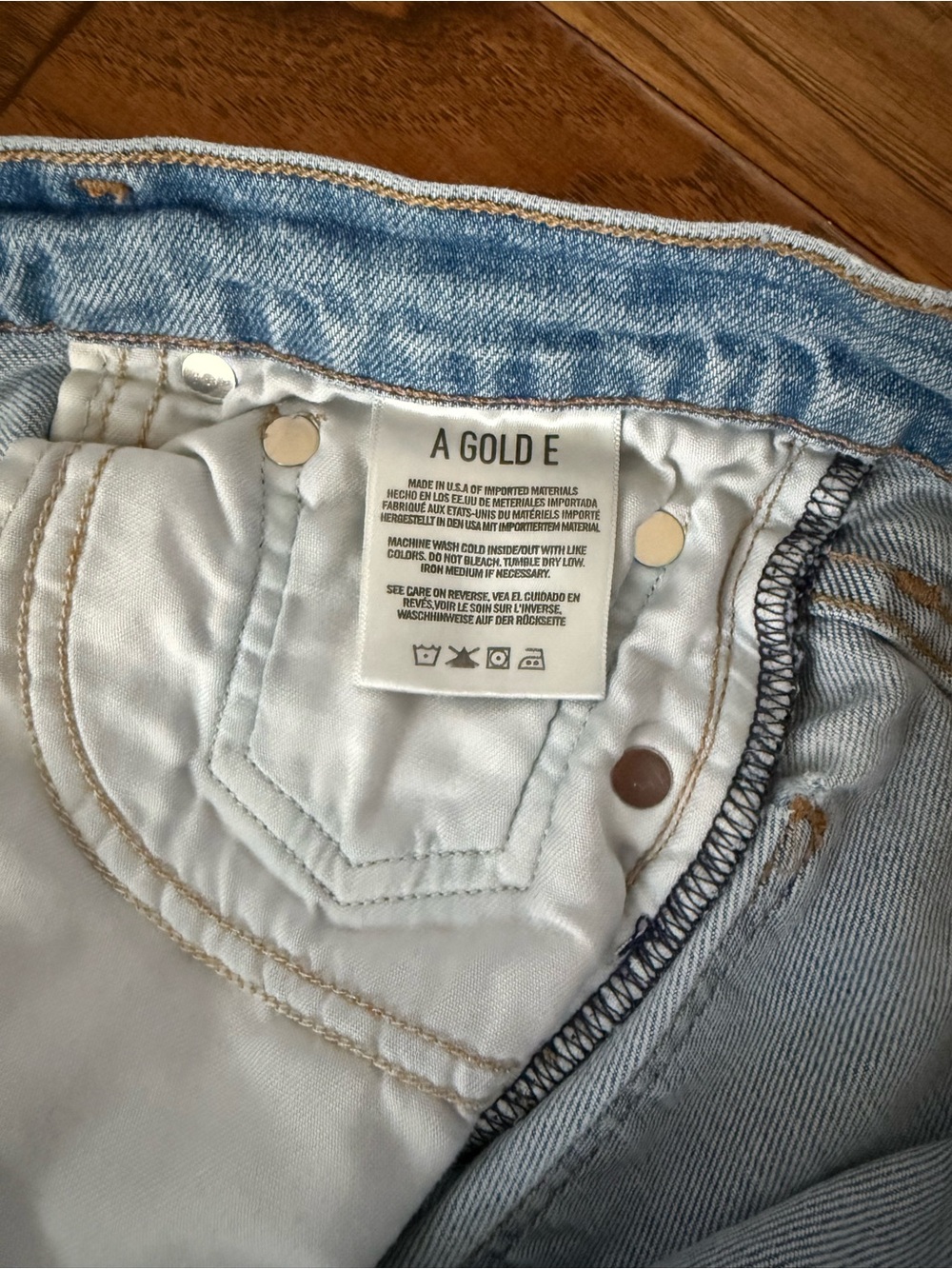 Agolde Light Blue High-Rise Button-Fly Jeans - Picture 6 of 6